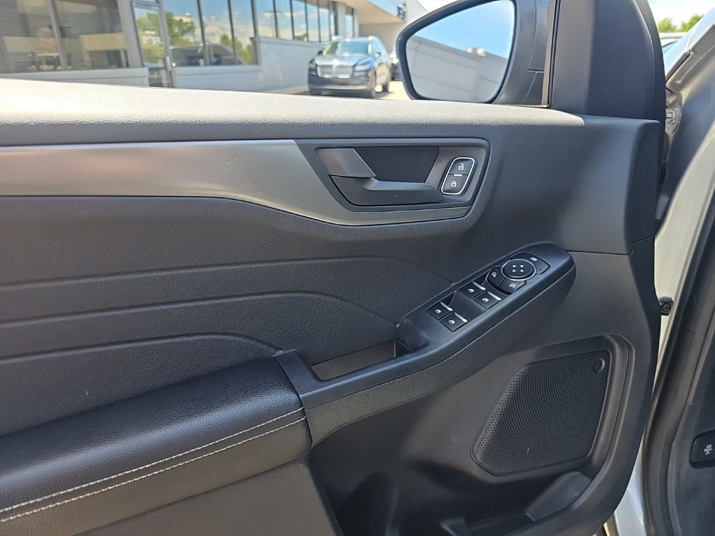 2023 Ford Escape Base