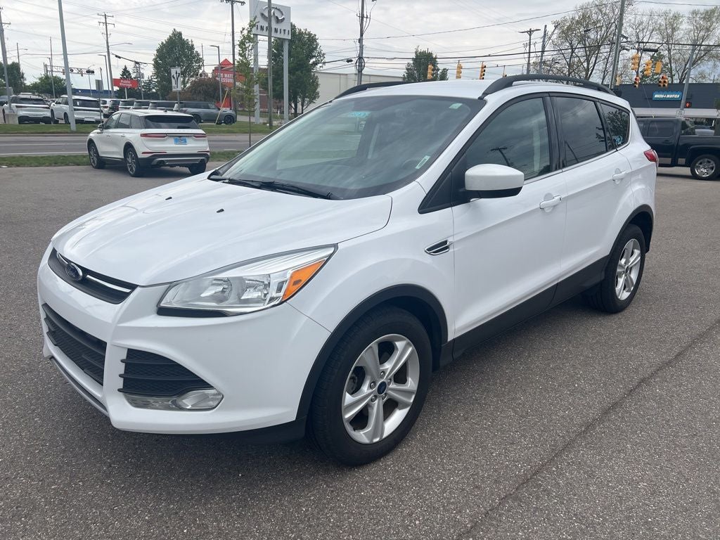 2016 Ford Escape SE's photo
