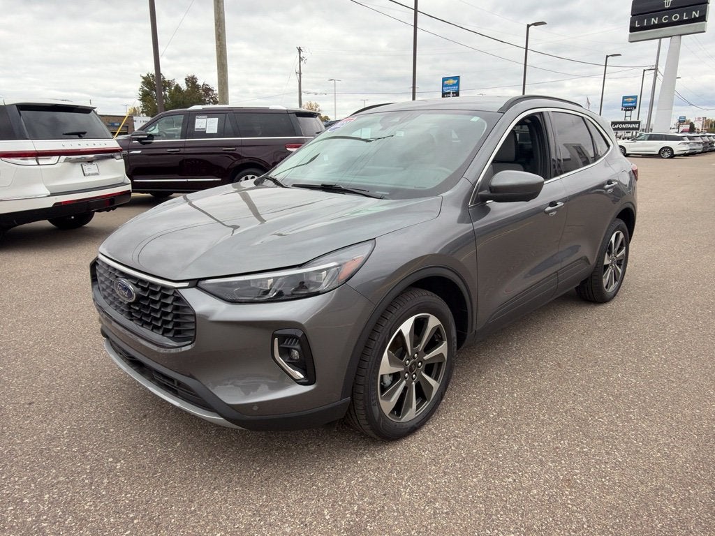 2023 Ford Escape Platinum
