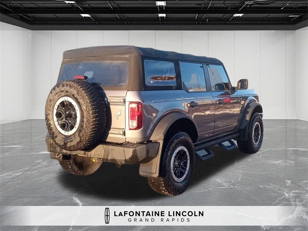2021 Ford Bronco Base