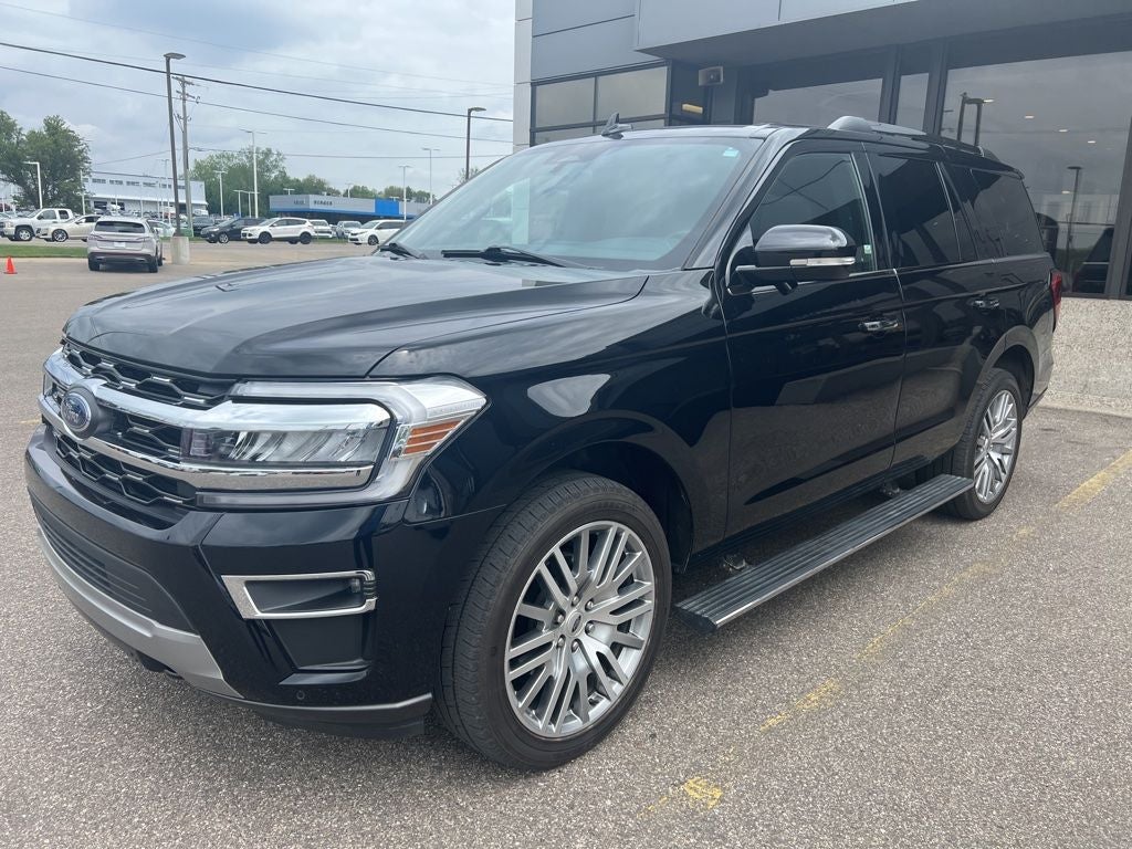 2023 Ford Expedition Limited 4X4's photo