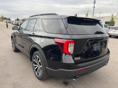 2022 Ford Explorer ST-Line