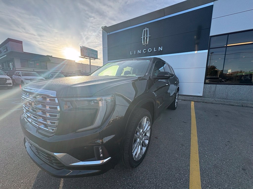 2024 GMC Acadia Denali