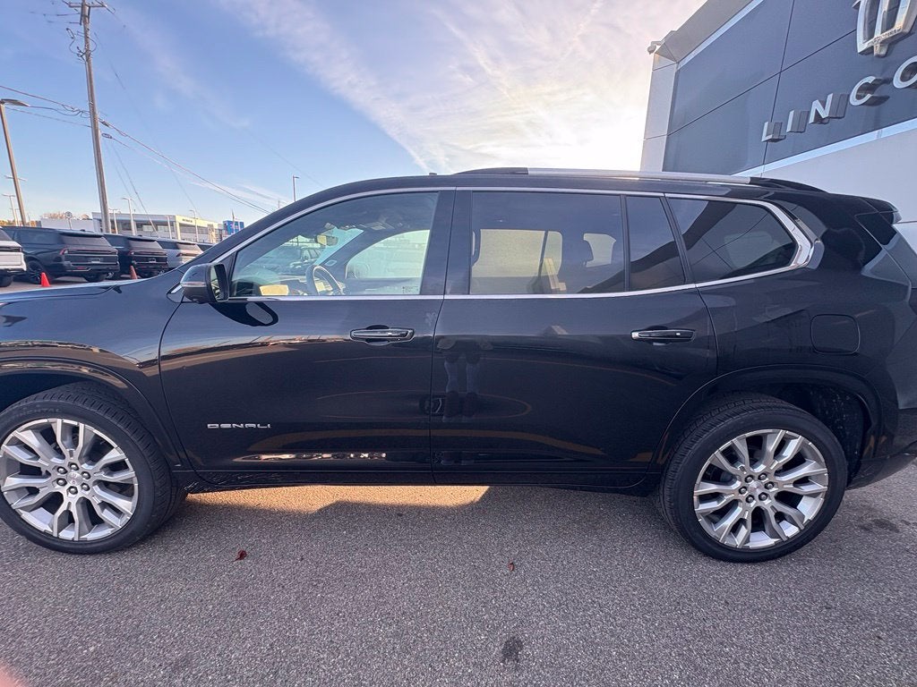 2024 GMC Acadia Denali