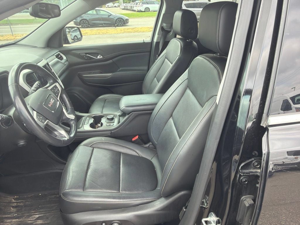 2020 GMC Acadia SLT
