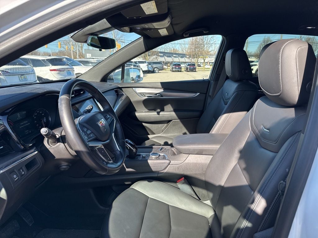 2020 Cadillac XT5 Luxury