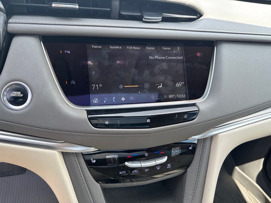 2021 Cadillac XT5 Premium Luxury