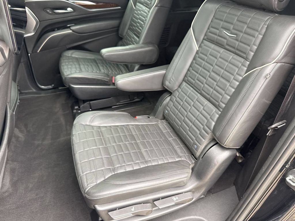 2022 Cadillac Escalade ESV Sport Platinum