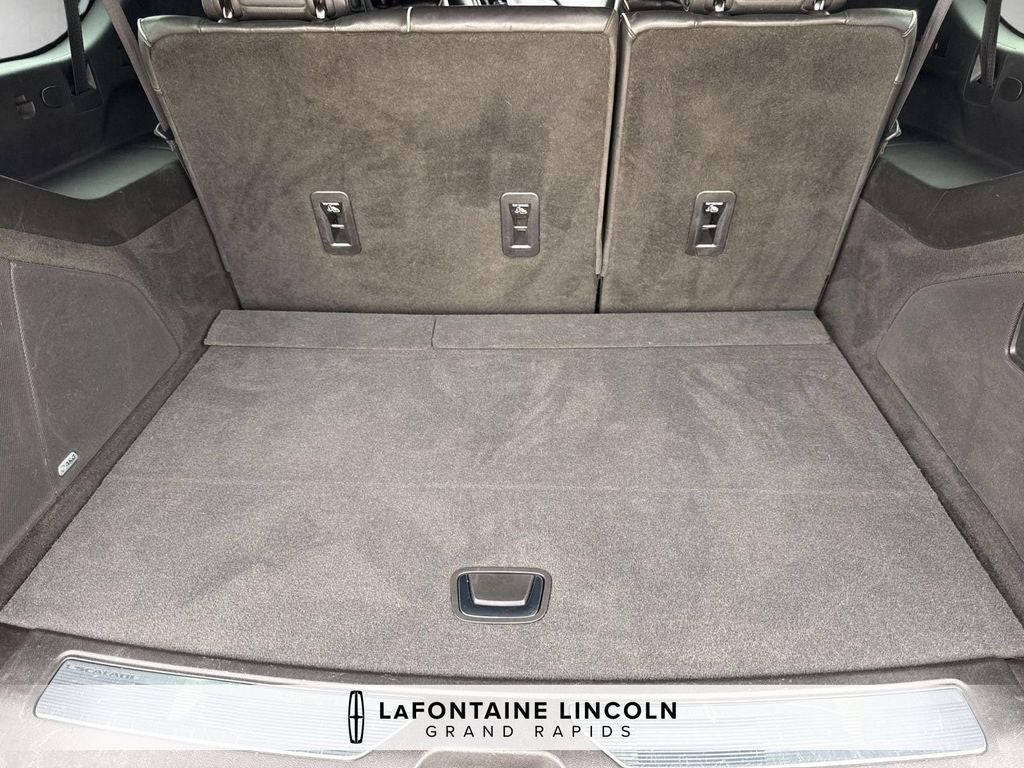 2022 Cadillac Escalade ESV Sport Platinum