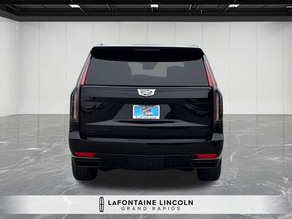 2022 Cadillac Escalade ESV Sport Platinum