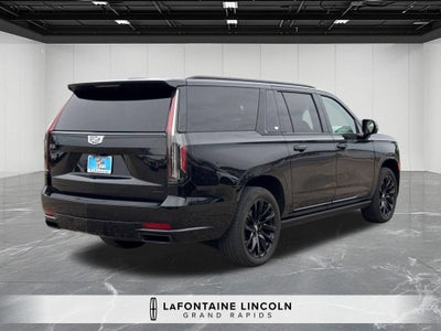 2022 Cadillac Escalade ESV Sport Platinum