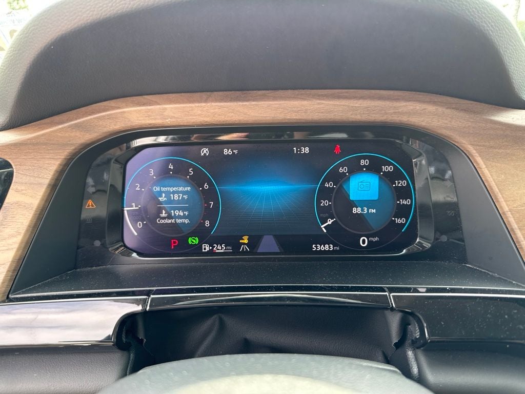 2025 Volkswagen Atlas 2.0T SE w/Technology