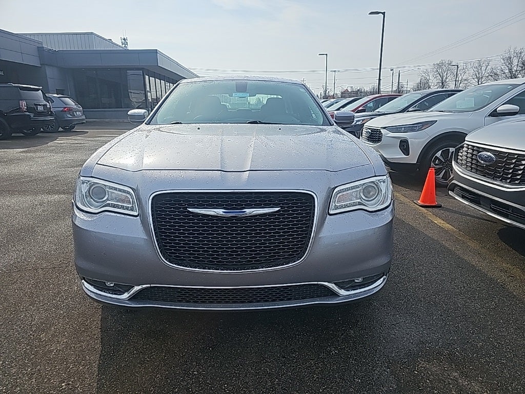 2018 Chrysler 300 Touring