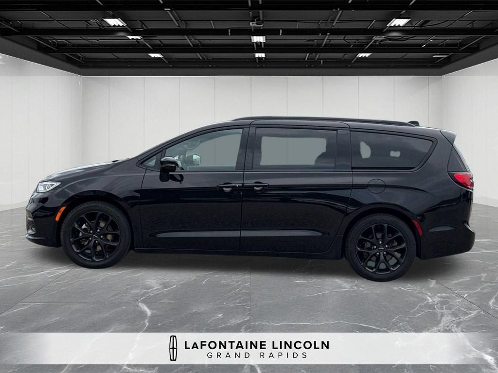 2025 Chrysler Pacifica Limited