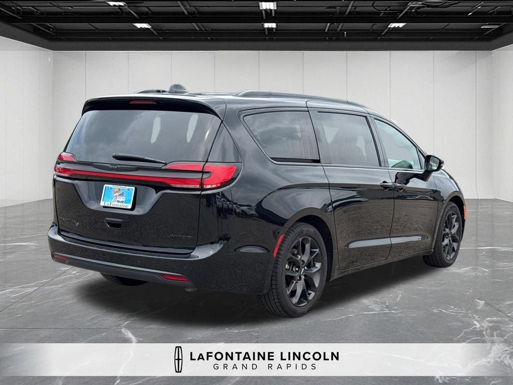 2025 Chrysler Pacifica Limited