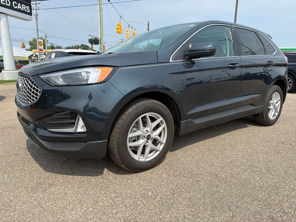 2023 Ford Edge