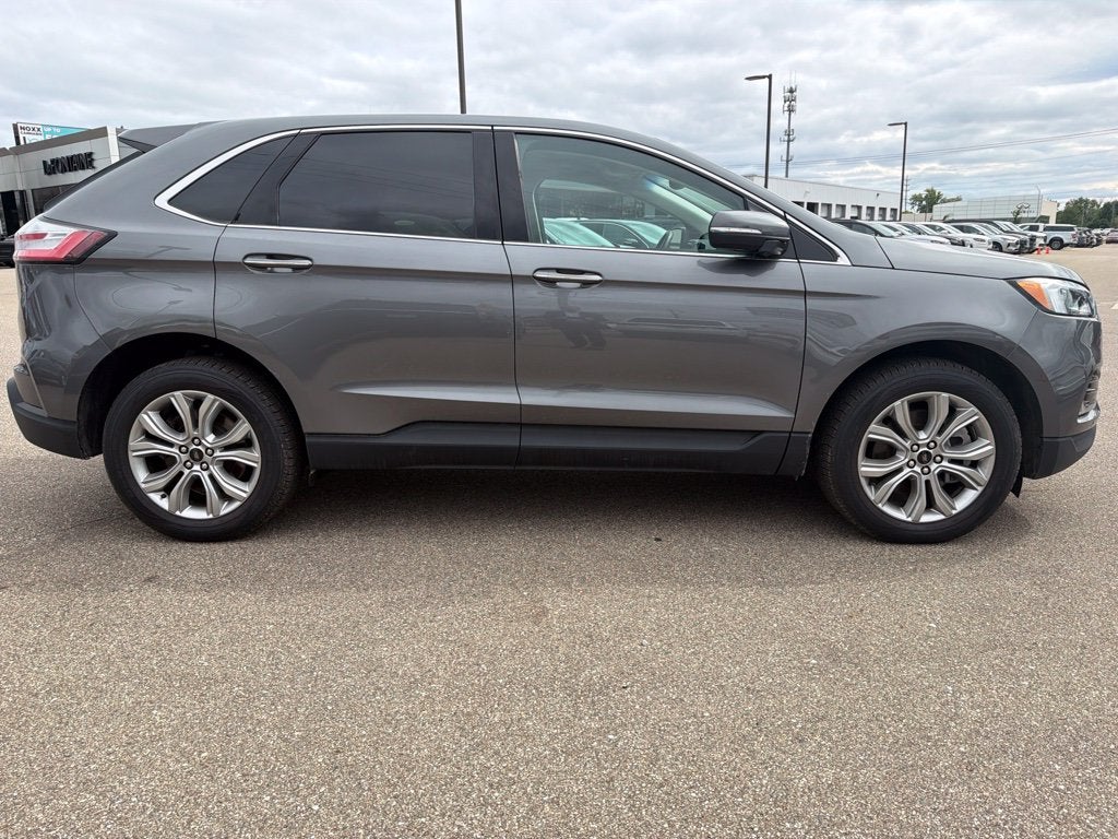 2023 Ford Edge Titanium