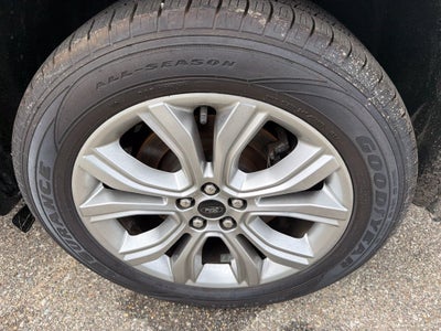 2023 Ford Edge Titanium