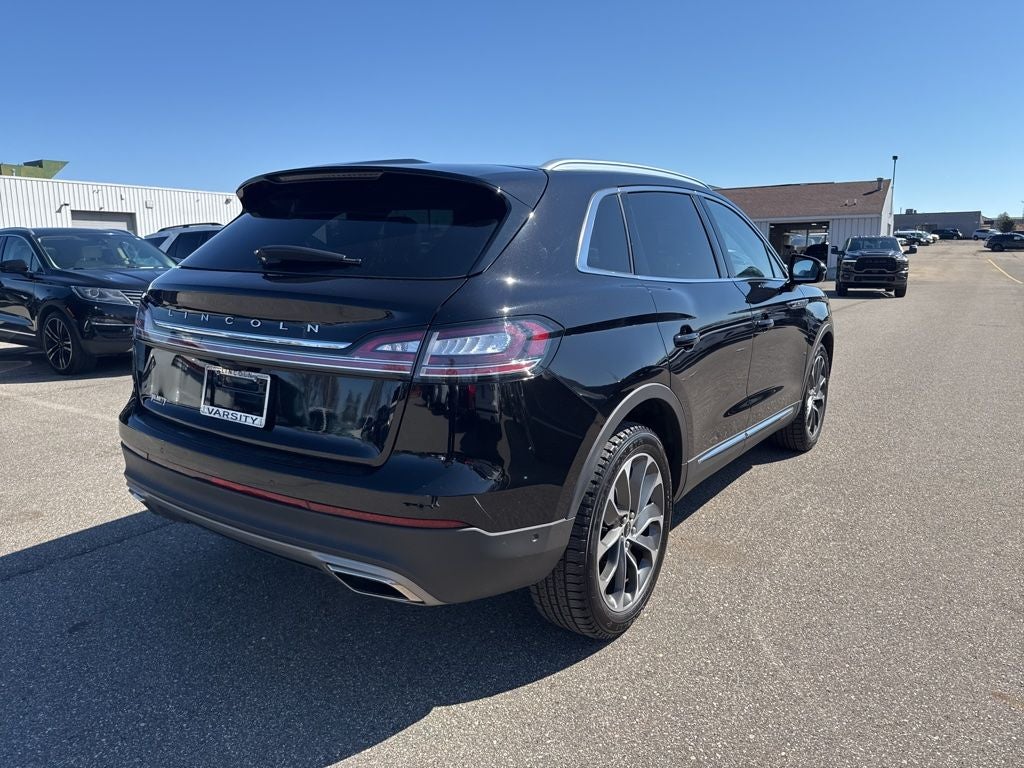 2022 Lincoln Nautilus Reserve