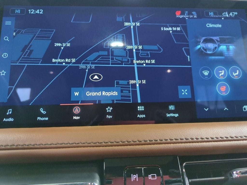 2022 Lincoln Nautilus Reserve