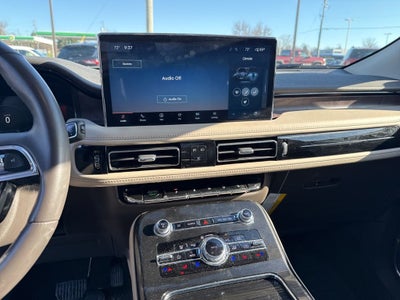 2023 Lincoln Nautilus Reserve