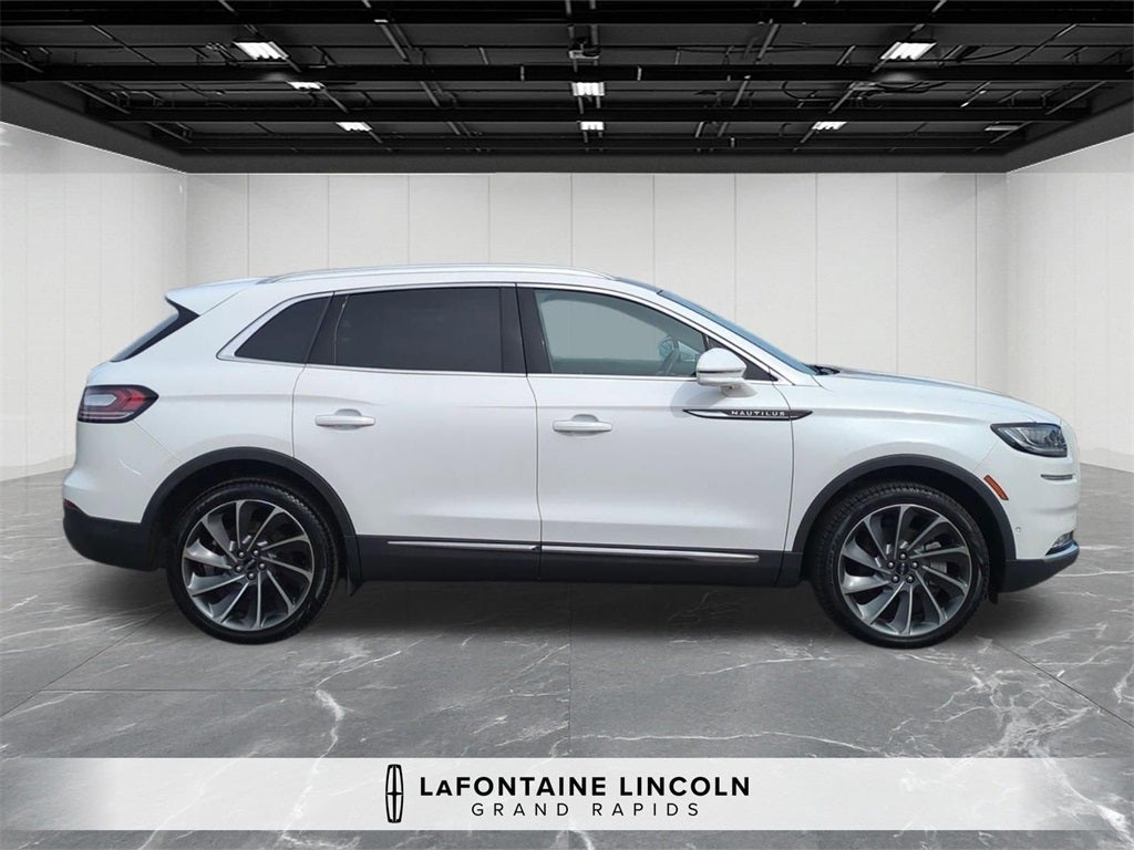 2022 Lincoln Nautilus Reserve