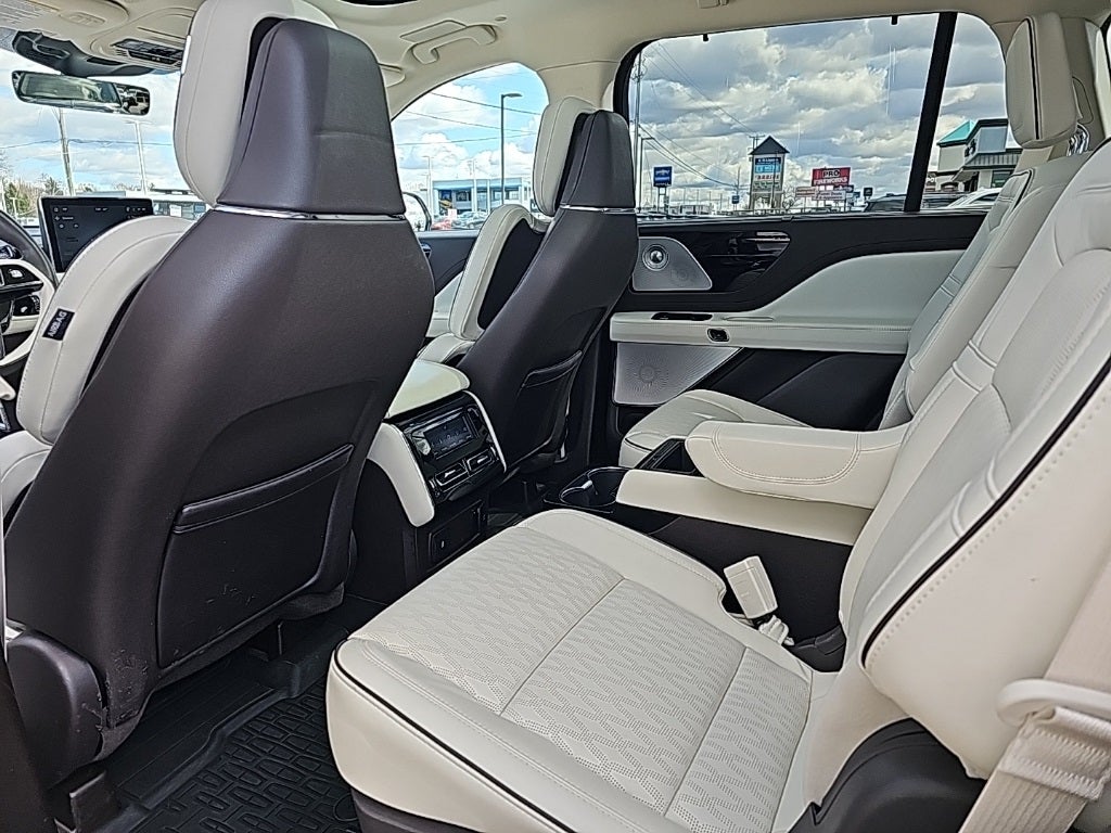 2023 Lincoln Aviator Black Label