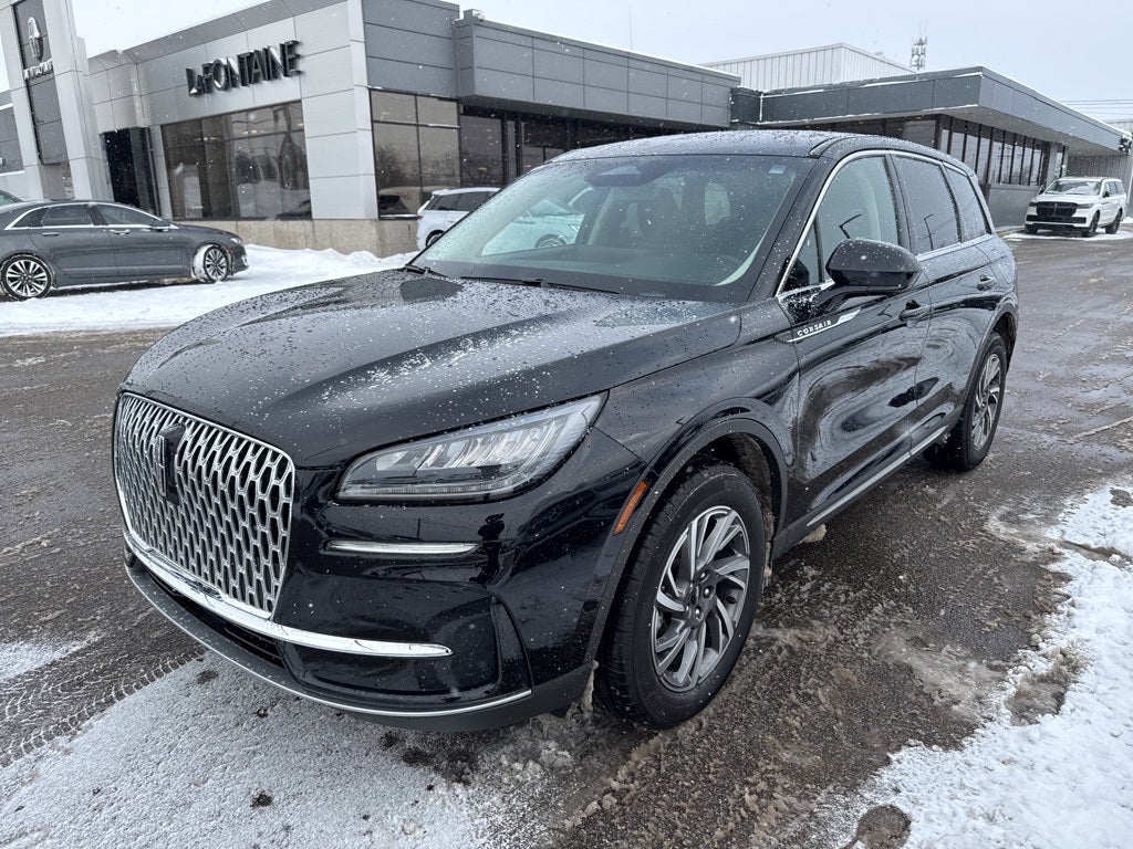 2023 Lincoln Corsair Standard