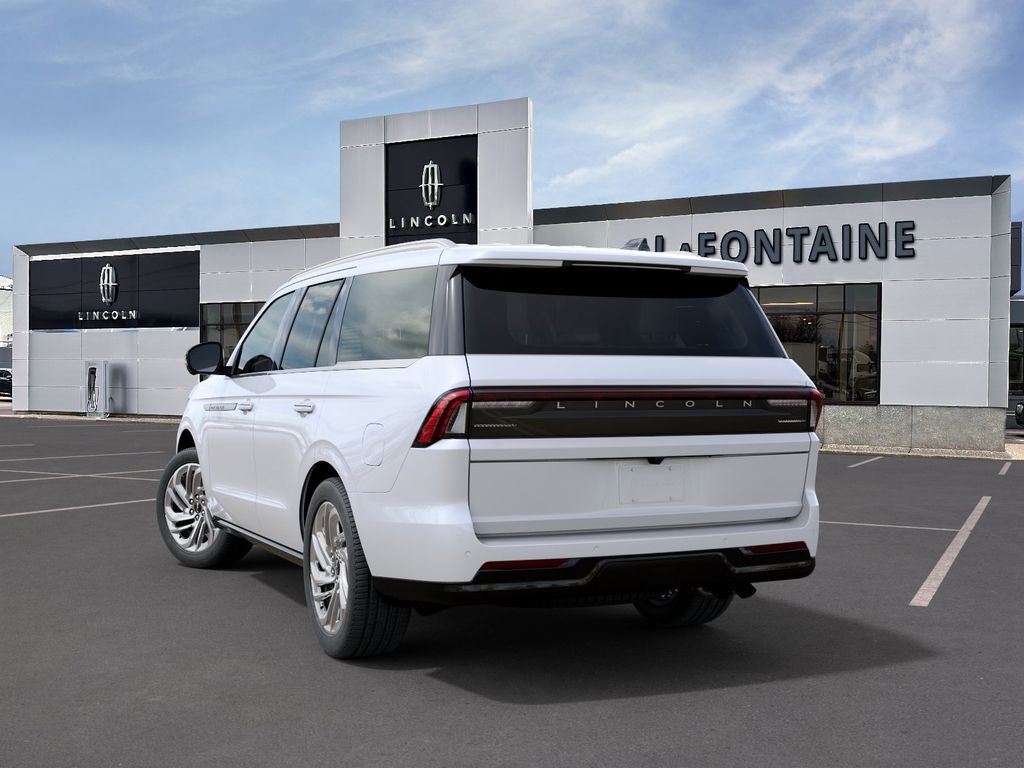 2027 Lincoln Navigator Reserve