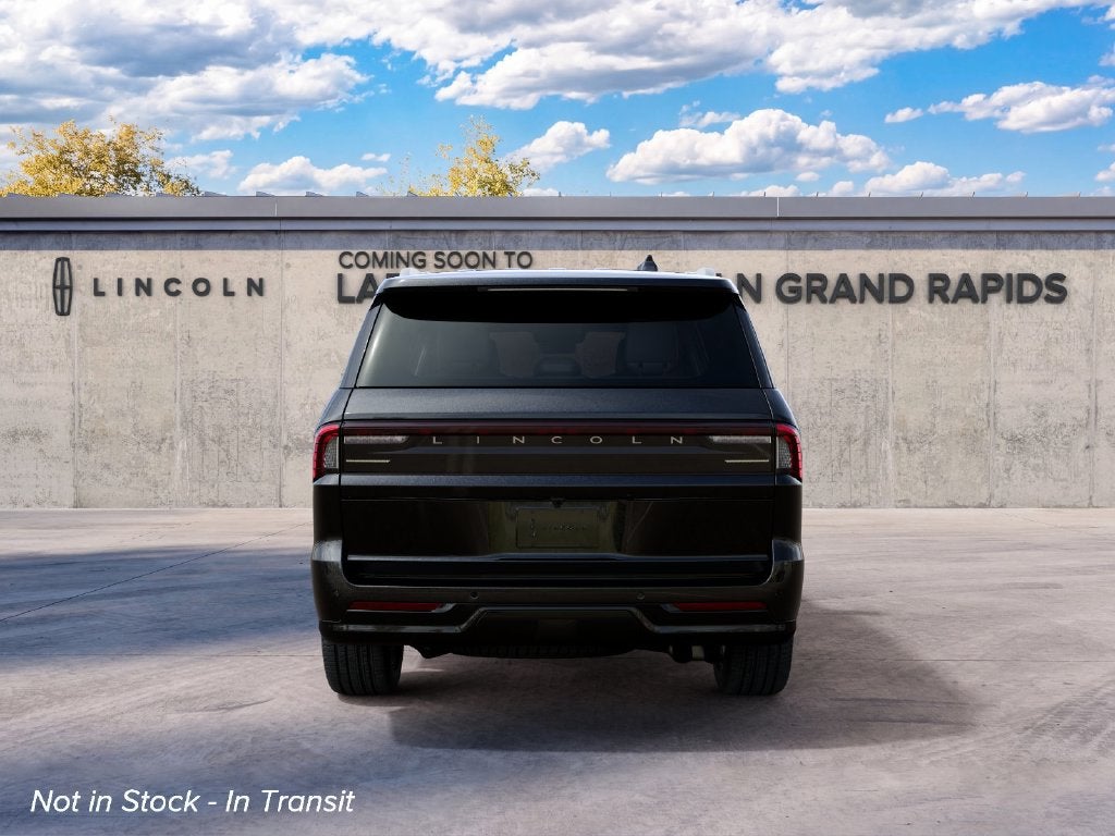 2027 Lincoln Navigator Reserve InTransit