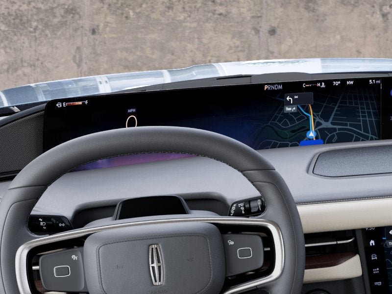 2027 Lincoln Navigator Reserve InTransit