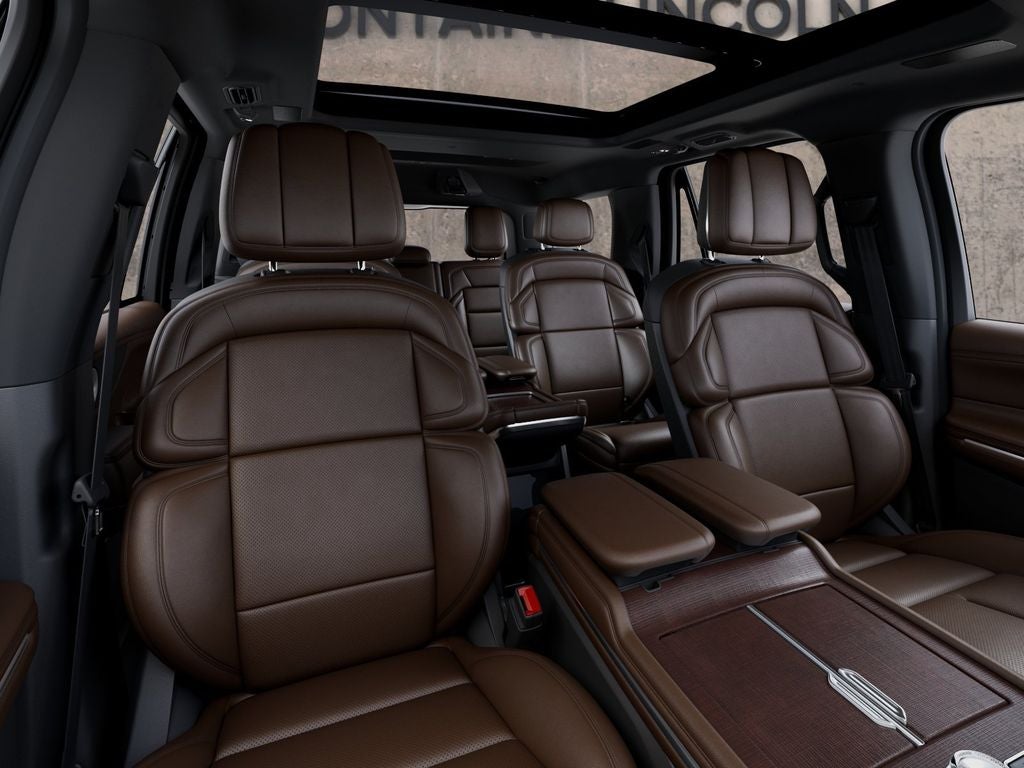 2027 Lincoln Navigator Reserve InTransit