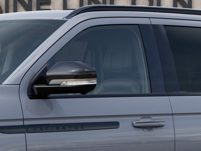 2027 Lincoln Navigator Reserve InTransit