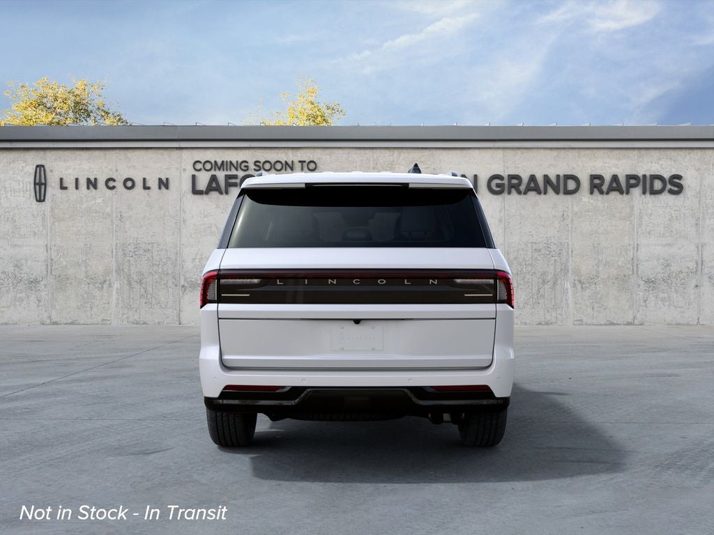 2027 Lincoln Navigator Reserve InTransit