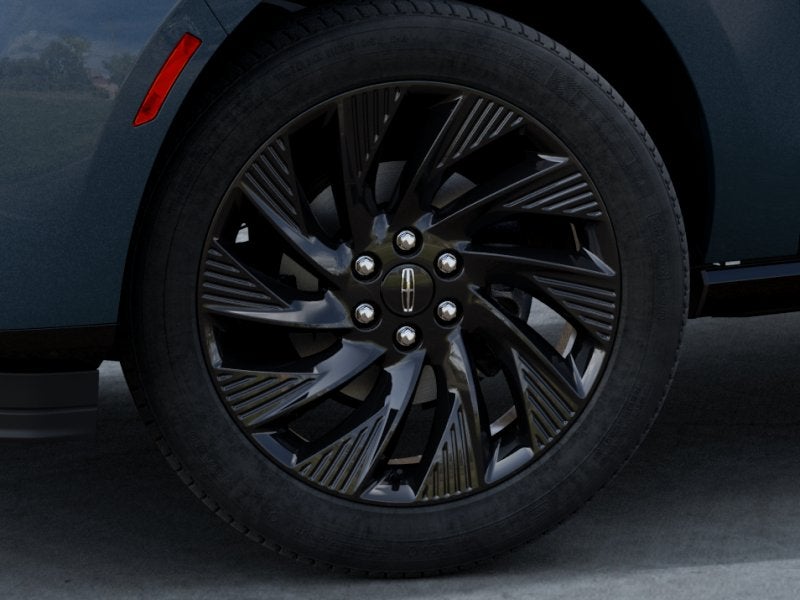 2027 Lincoln Navigator Reserve InTransit