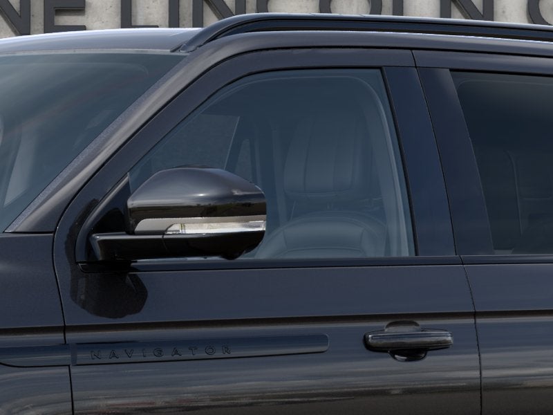 2027 Lincoln Navigator Reserve InTransit