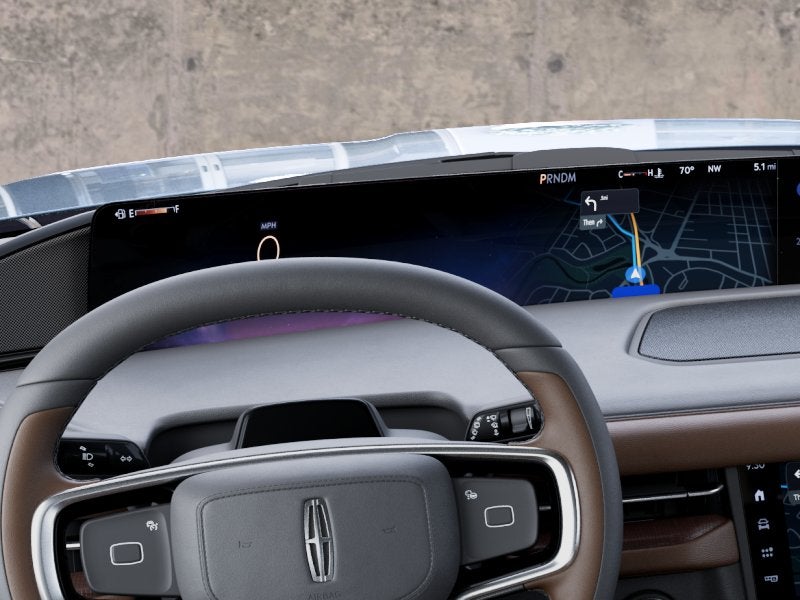 2027 Lincoln Navigator Reserve InTransit