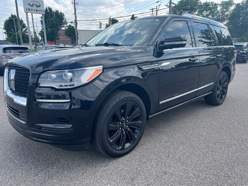 2022 Lincoln Navigator Reserve 4WD's photo