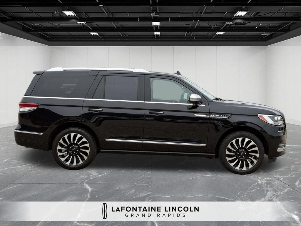 2024 Lincoln Navigator Black Label