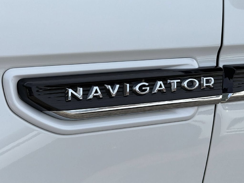 2024 Lincoln Navigator Black Label