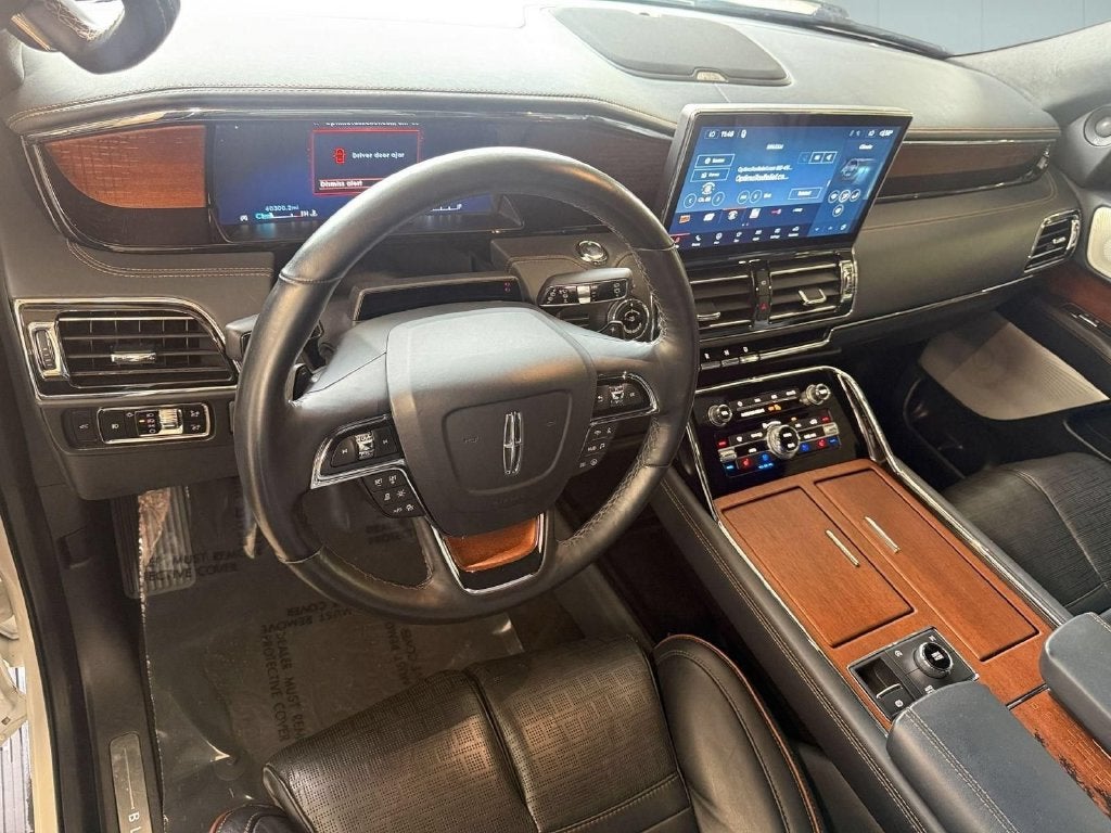 2024 Lincoln Navigator Black Label