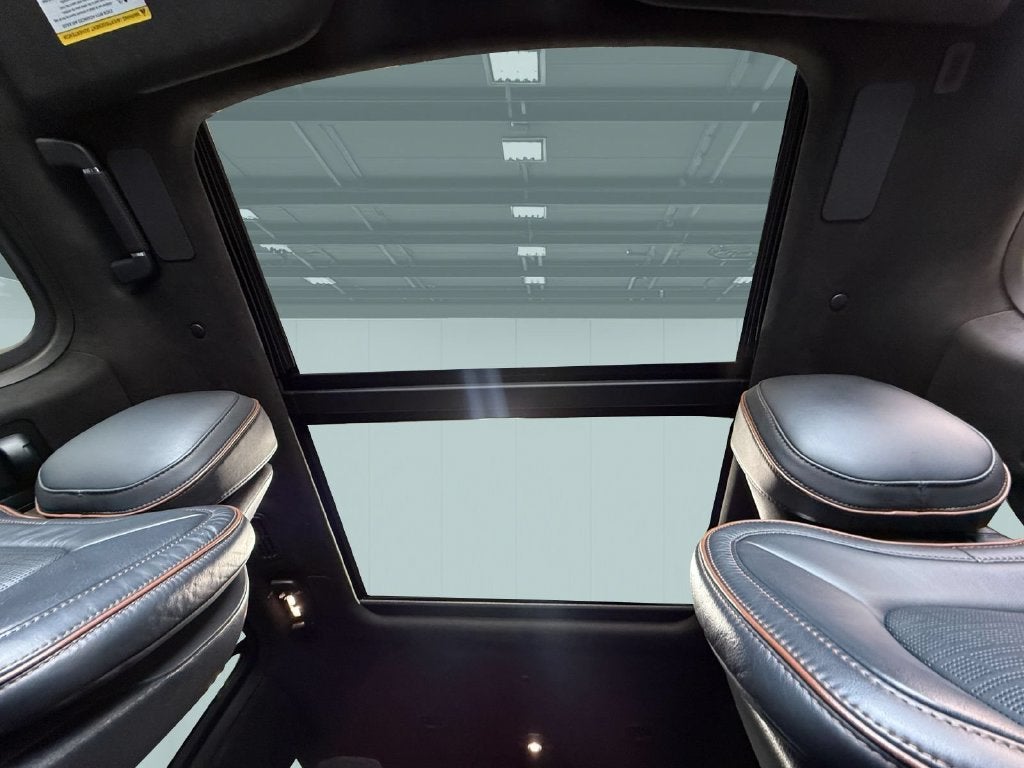 2024 Lincoln Navigator Black Label