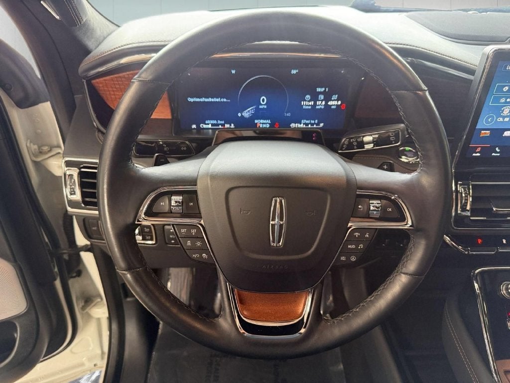 2024 Lincoln Navigator Black Label