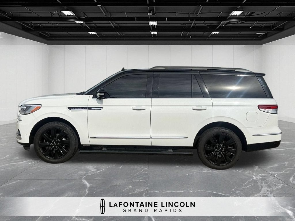 2024 Lincoln Navigator Black Label