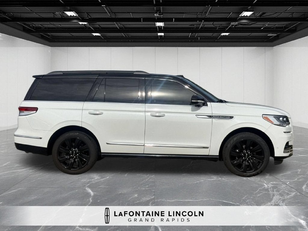 2024 Lincoln Navigator Black Label