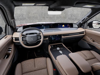 2027 Lincoln Navigator Black Label InTransit