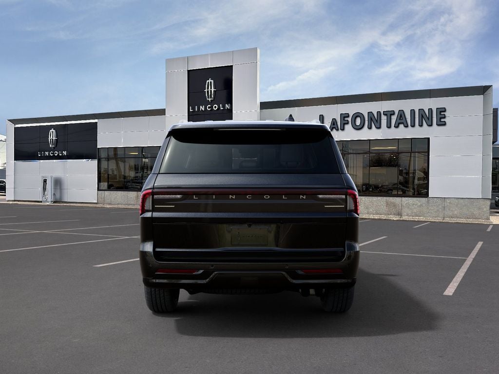 2027 Lincoln Navigator Black Label InTransit