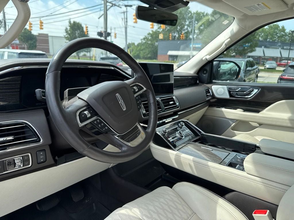 2023 Lincoln Navigator Black Label
