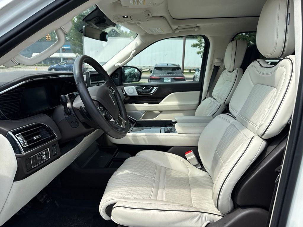 2023 Lincoln Navigator Black Label