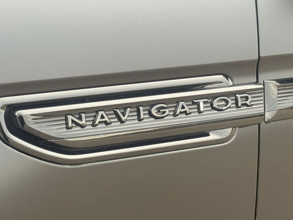 2023 Lincoln Navigator Black Label